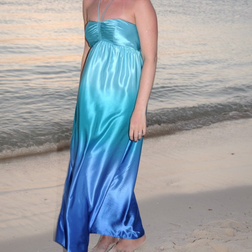 Betsey Johnson silky ombre maxi dress